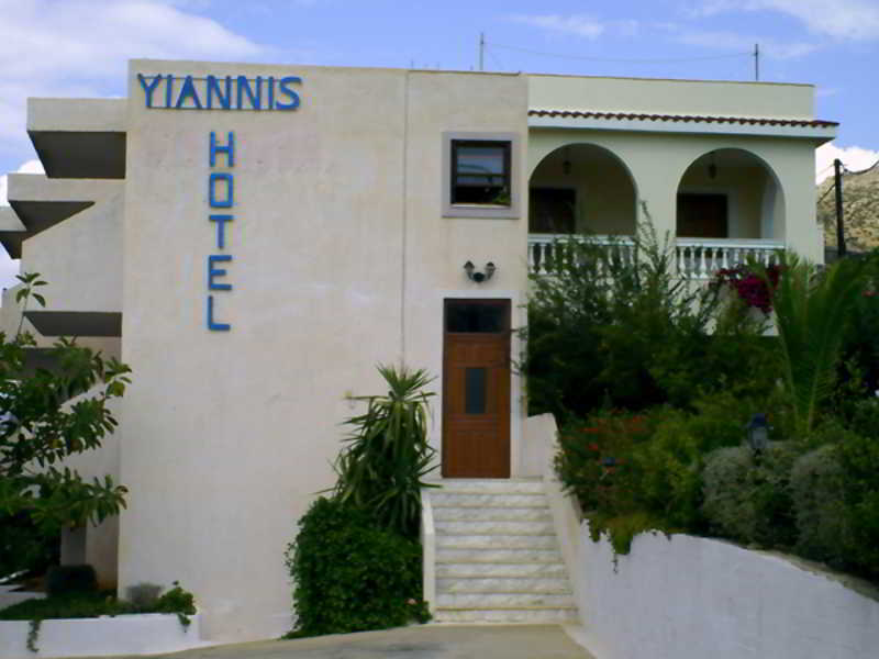 Yiannis Ηotel Finíki Kültér fotó