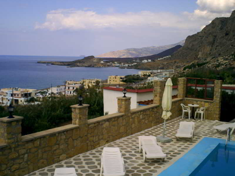 Yiannis Ηotel Finíki Kültér fotó