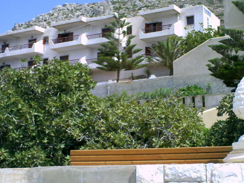 Yiannis Ηotel Finíki Kültér fotó